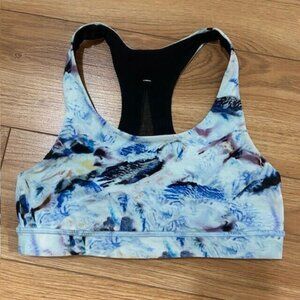 🔵 Lululemon Invigorate Sports Bra Size 4 Blue Racerback Mesh Back W2APTS EUC